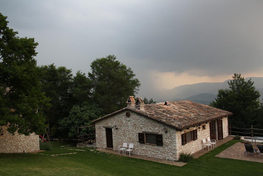 Agriturismo Valdifiori Sassoferrato Extérieur photo