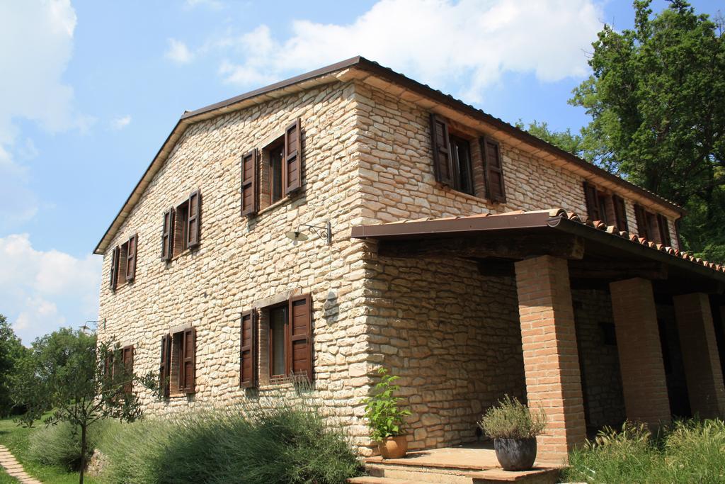 Agriturismo Valdifiori Sassoferrato Extérieur photo